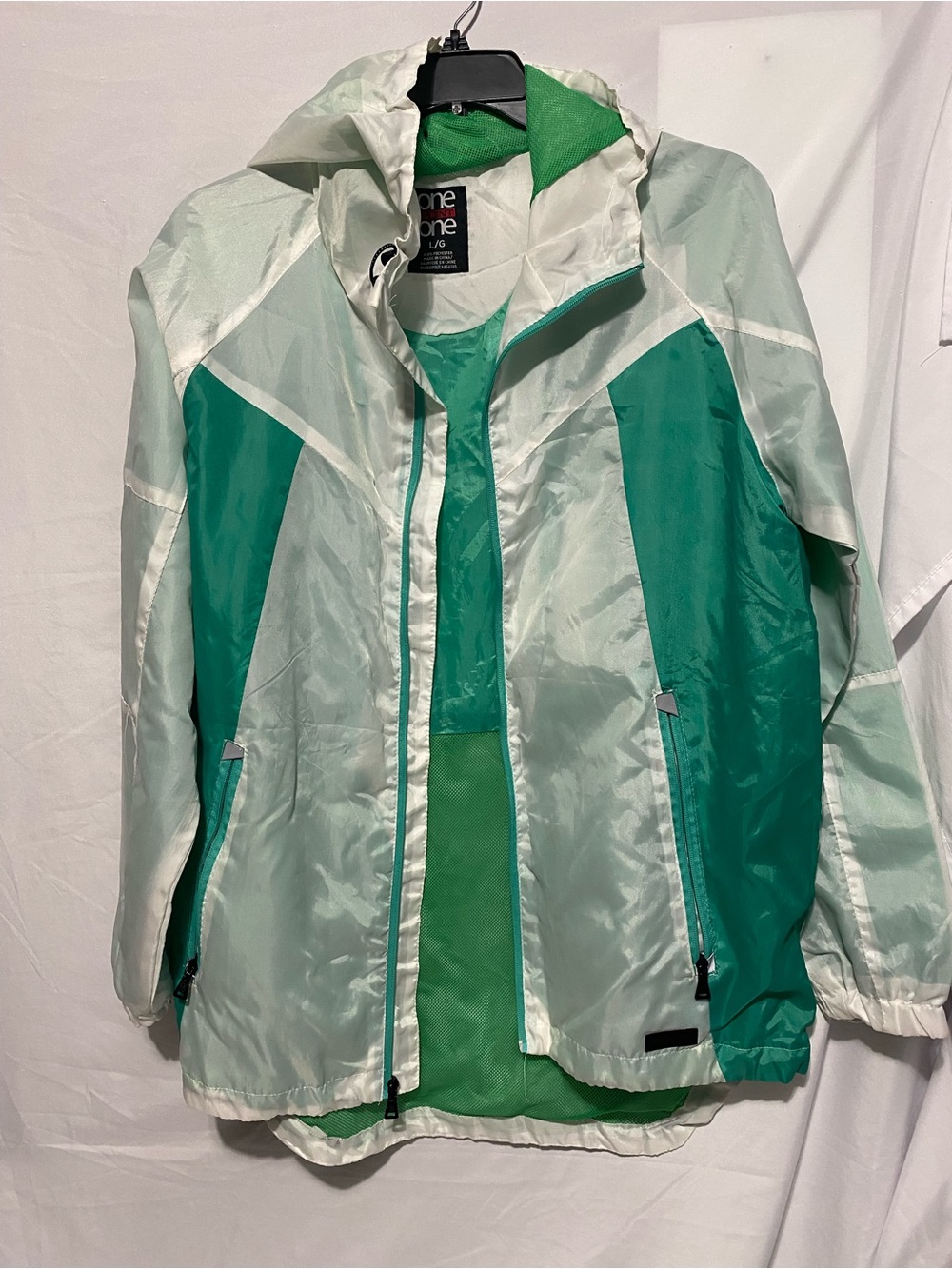 Two-Tone Green Women's Hooded Ski Jacket - Performance Shell
